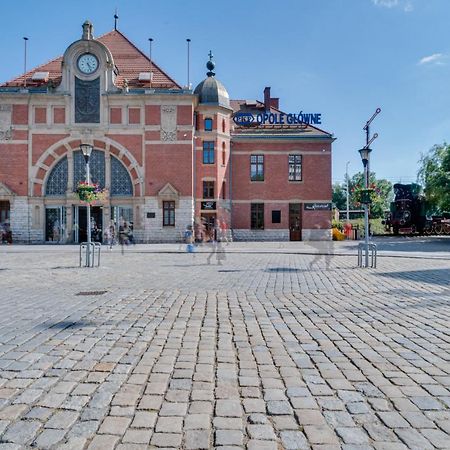 Hostel Opole Główne Exterior foto