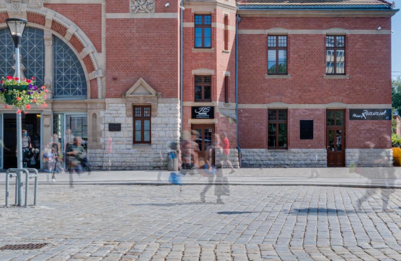 Hostel Opole Główne Exterior foto